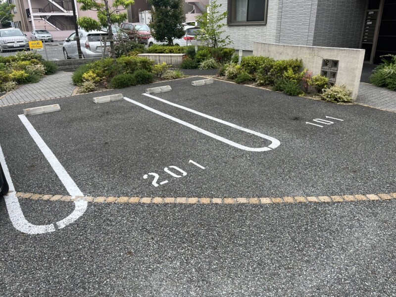 プレミアス三左衛門の物件外観写真