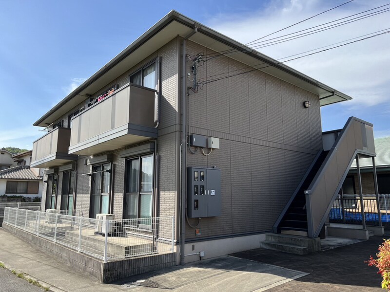 オータム・コートの物件外観写真