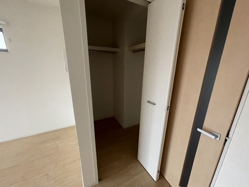 フィールド　ミドル・ライペンⅡの物件内観写真