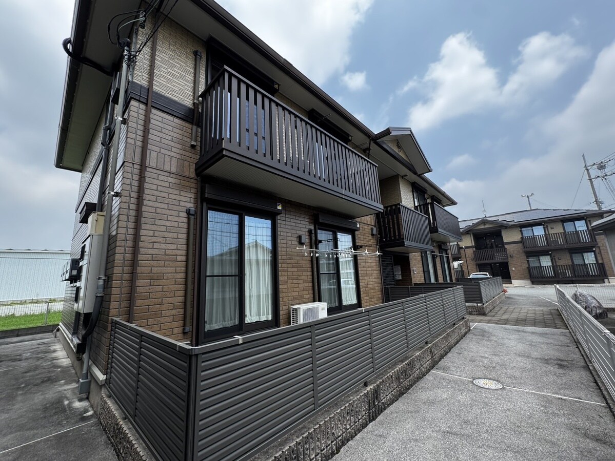 コンフォート上原田　B棟の物件外観写真