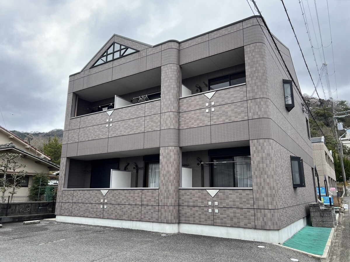 ベネッセ・黒川の物件外観写真