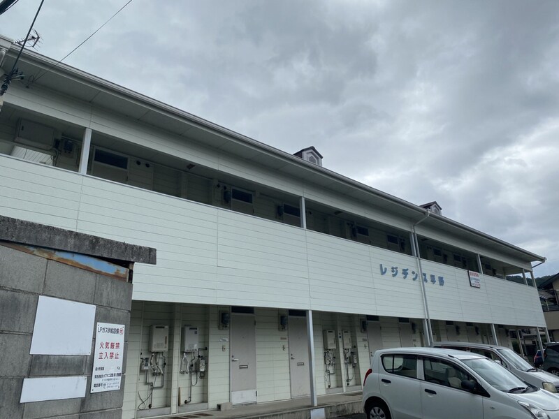 レジデンス平野の物件外観写真