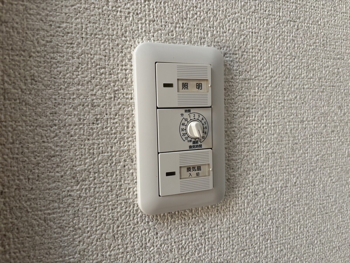 エトランス小松町Bの物件内観写真