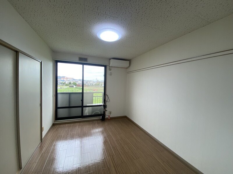 ハッピーバード市川の物件内観写真