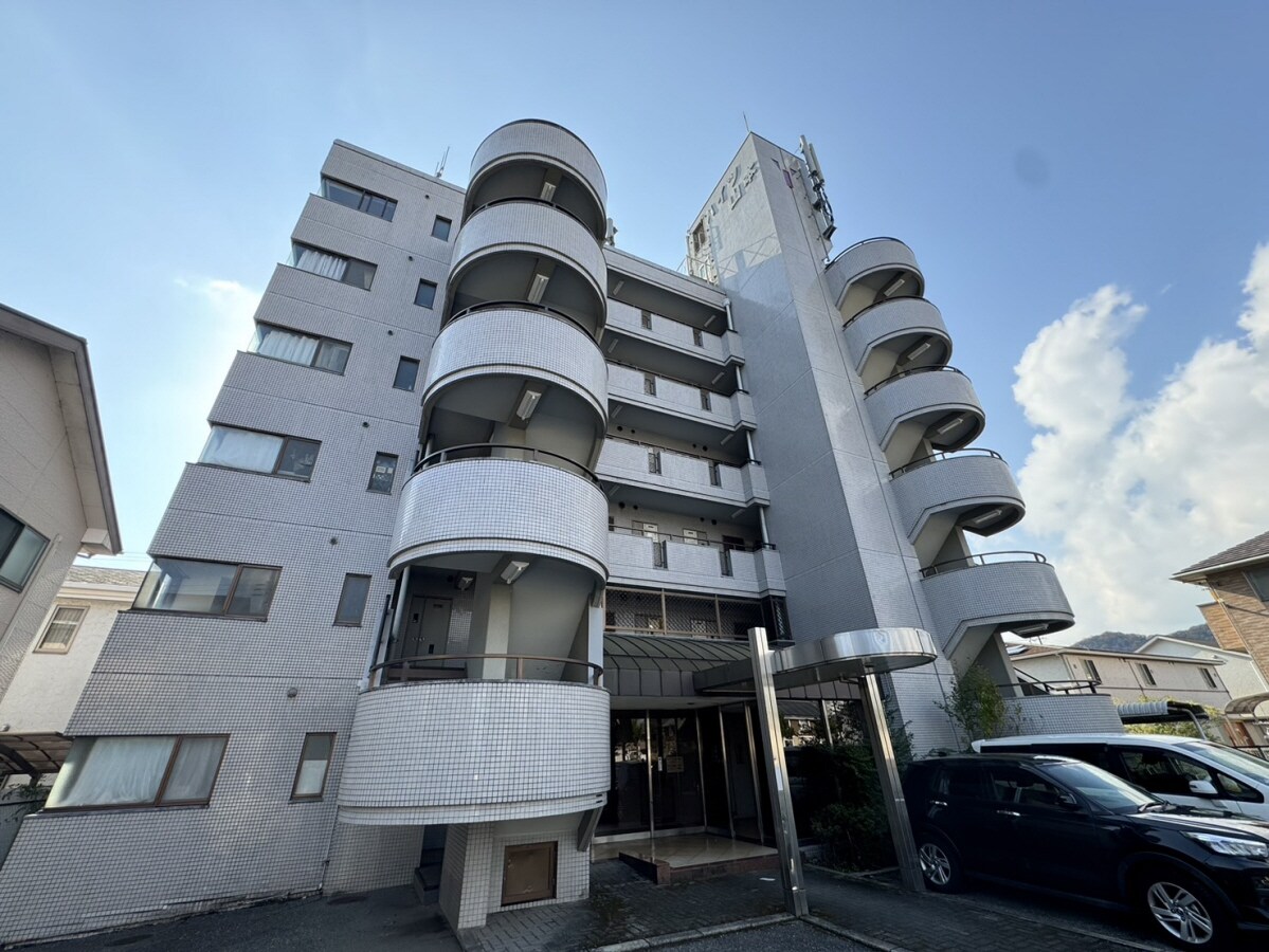 ラグレイス姫路の物件外観写真