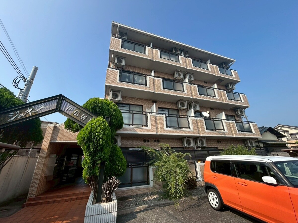 ジュネス伊伝居Ⅱの物件外観写真