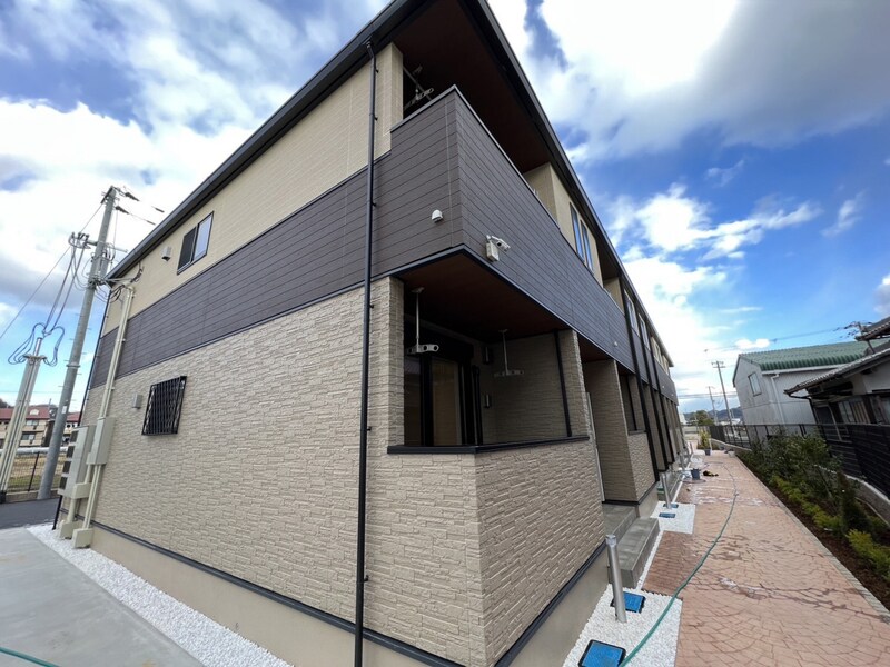 カミーノクラントーノ　ウーノの物件外観写真