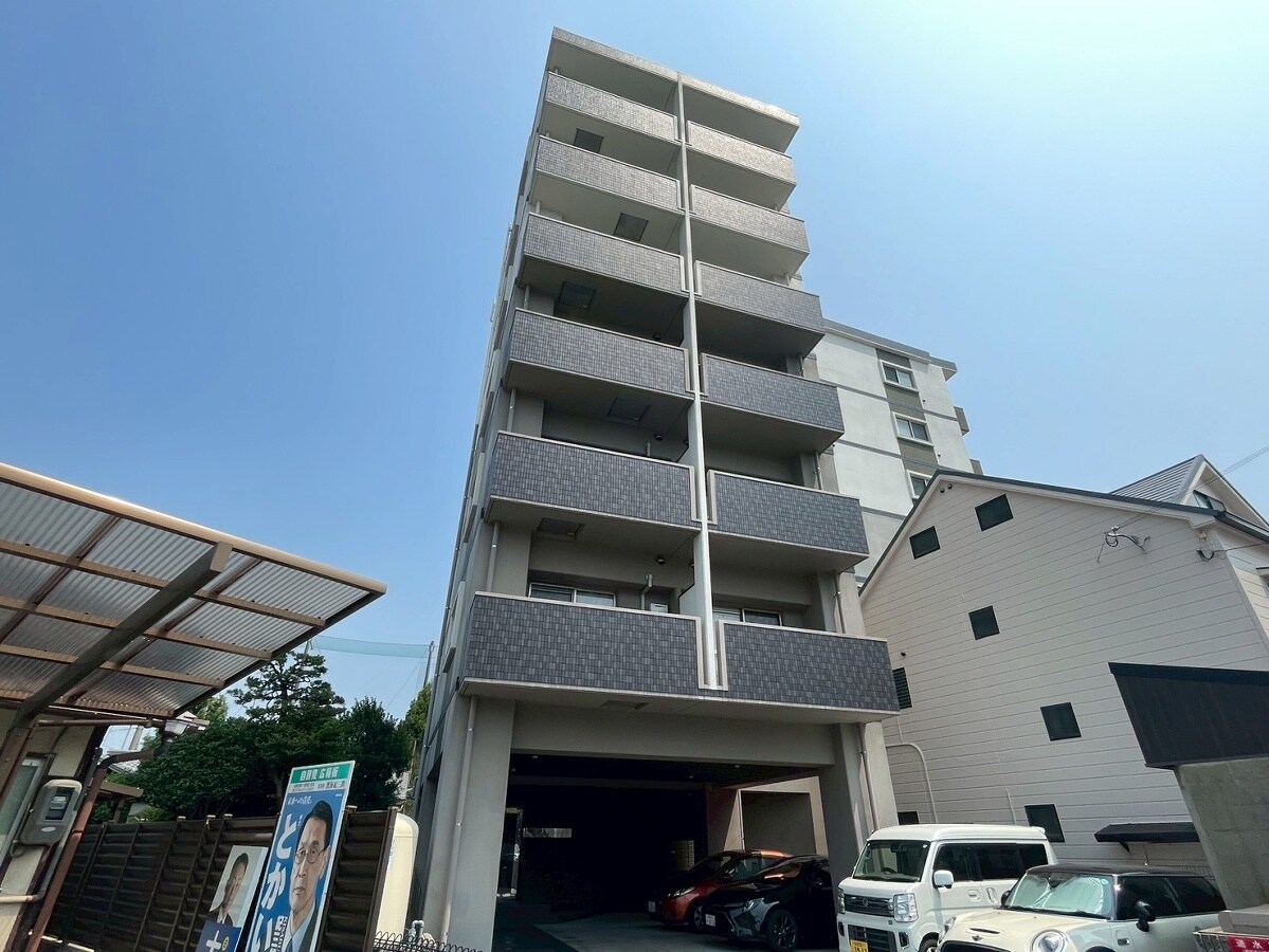 ＥＳレジデンスの物件外観写真