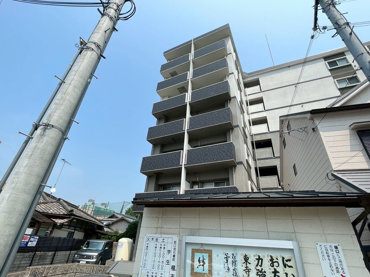 ＥＳレジデンスの物件外観写真