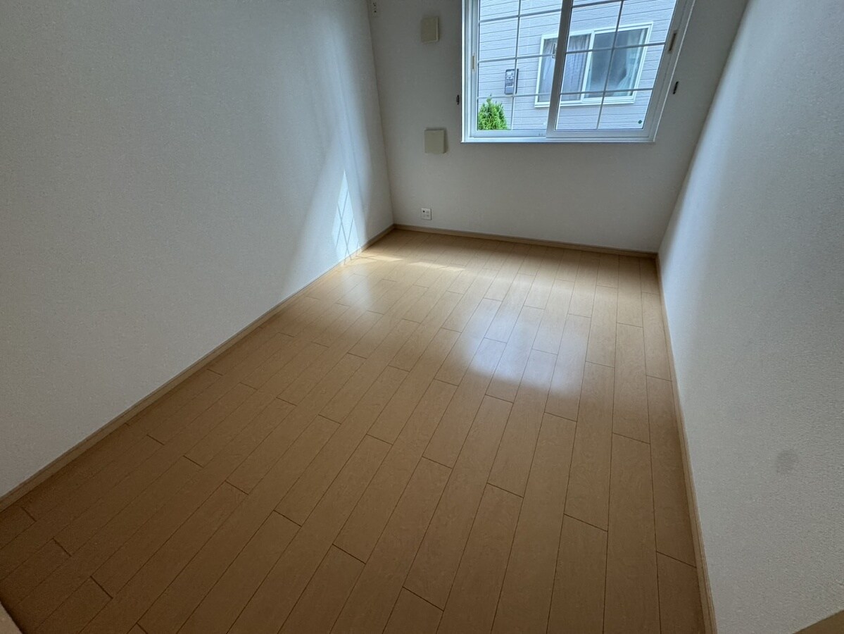 シュラインイーストの物件内観写真