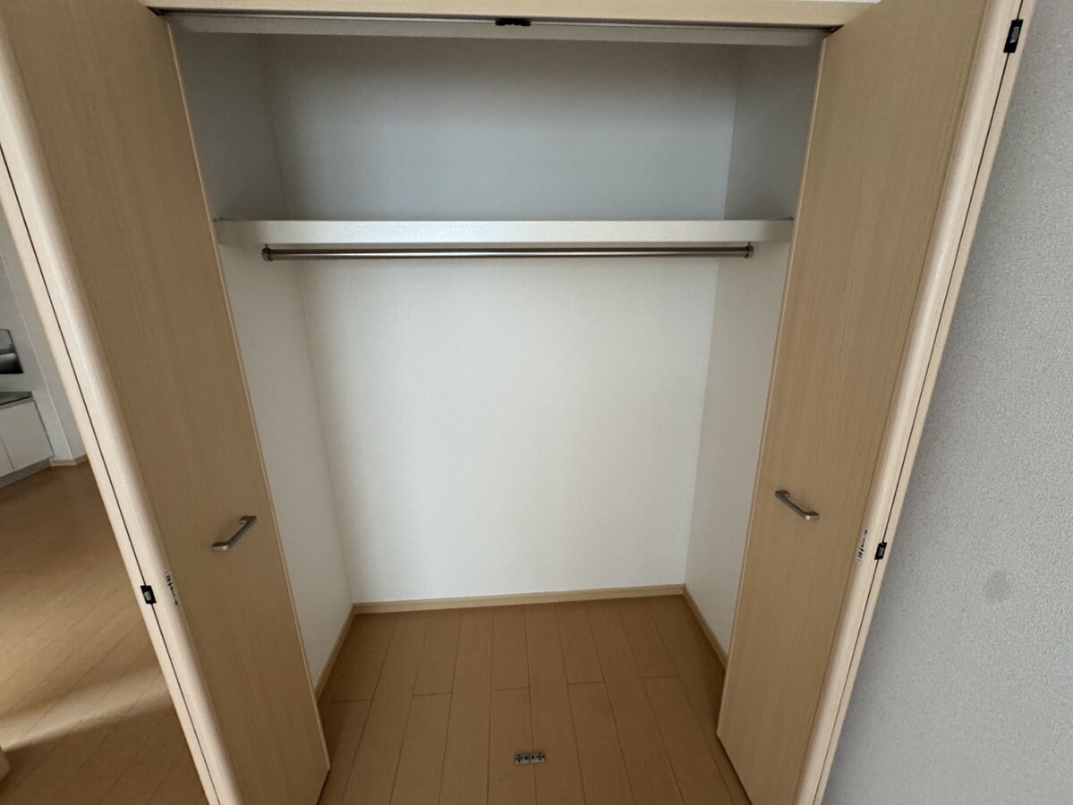 シュラインイーストの物件内観写真