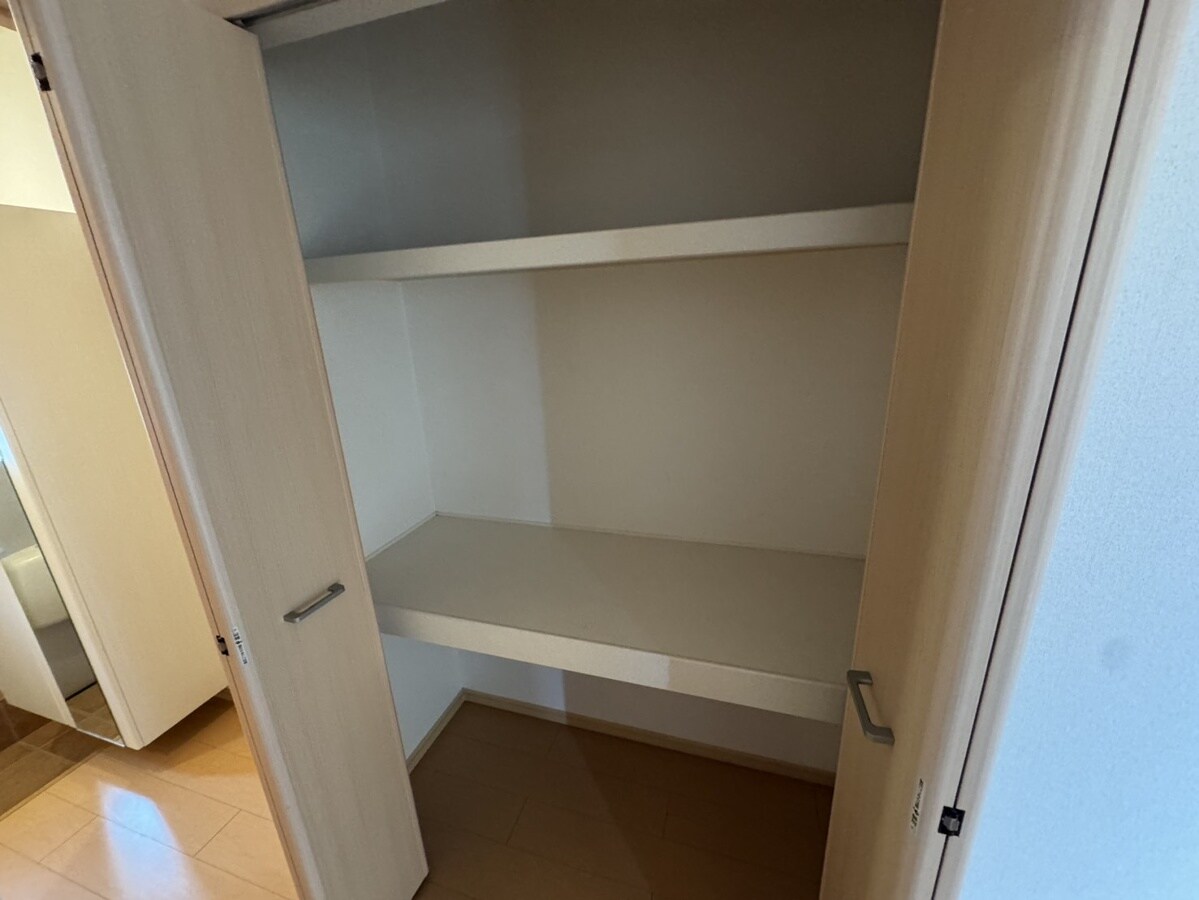 シュラインイーストの物件内観写真