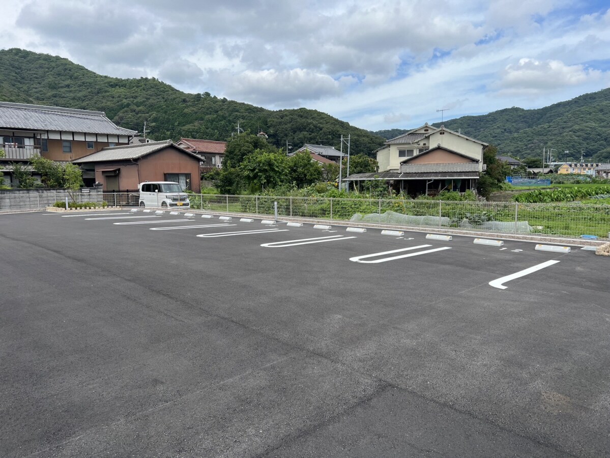 ハウオリエカヒの物件外観写真