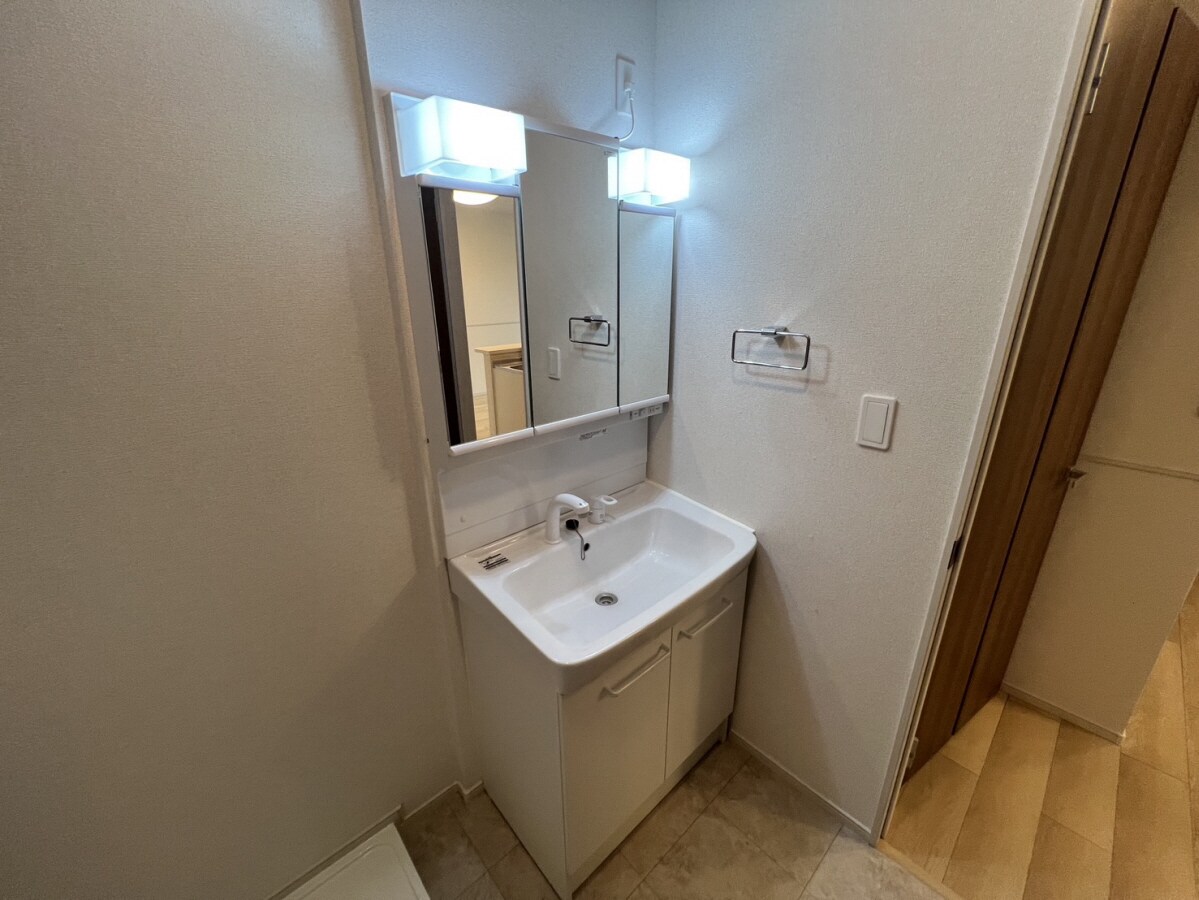 ハウオリエカヒの物件内観写真