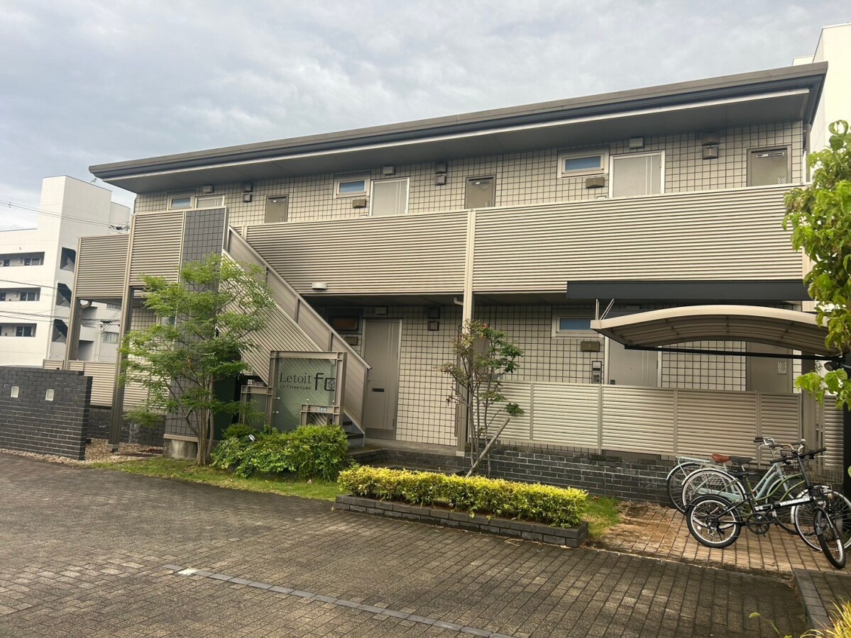 レトアＦＣの物件外観写真