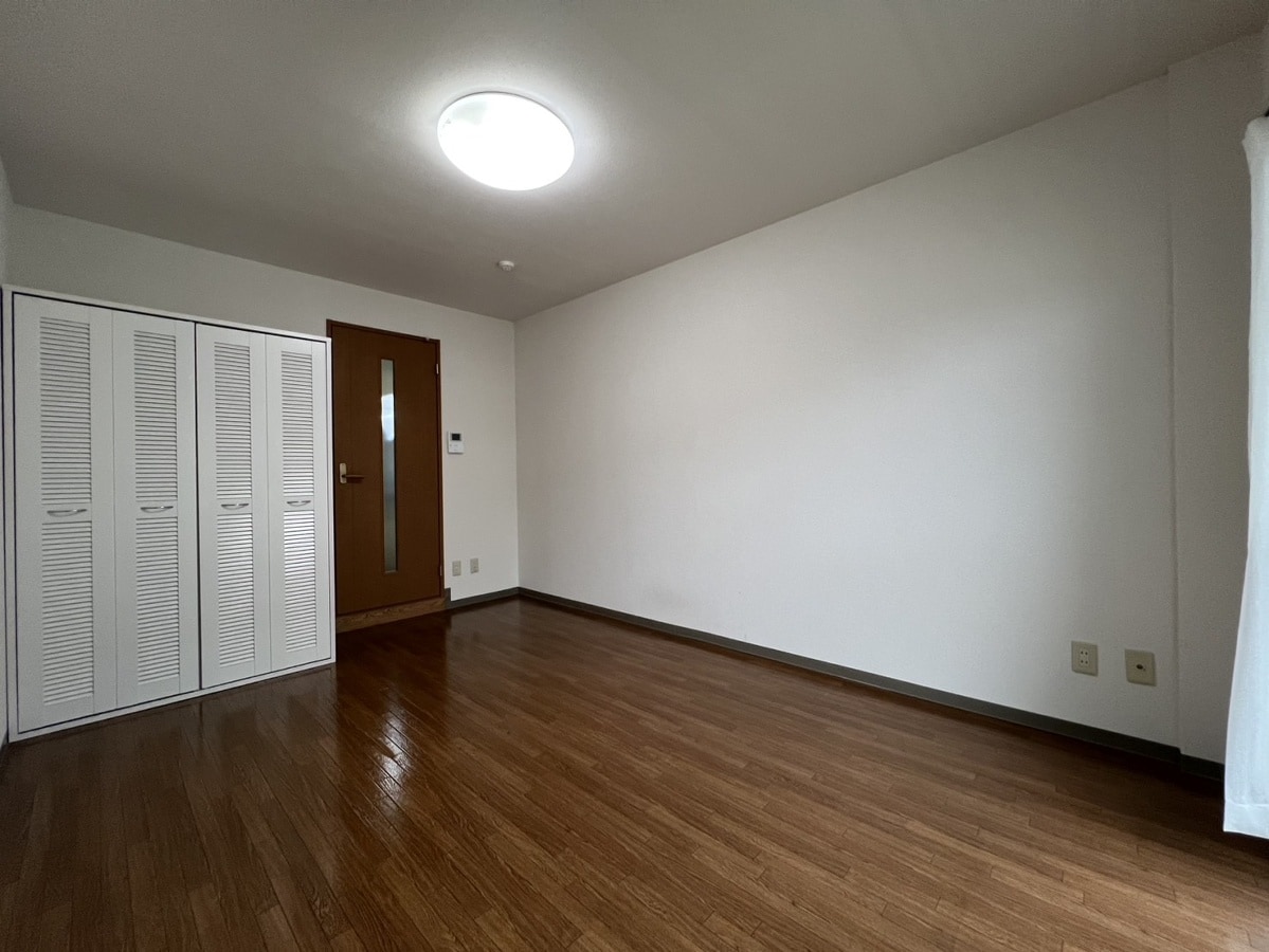 雅ガーデンハイツNの物件内観写真