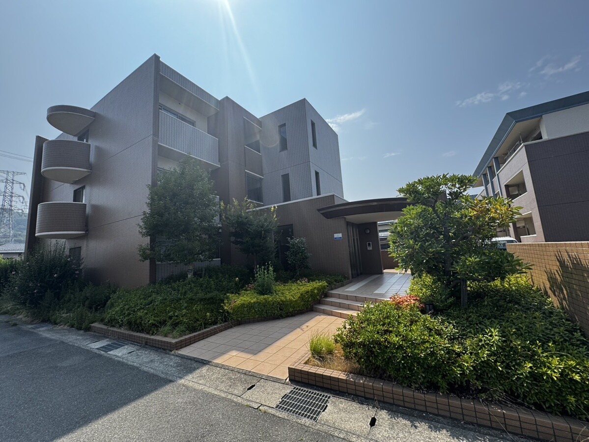 ボヌールエトワール２番館の物件外観写真