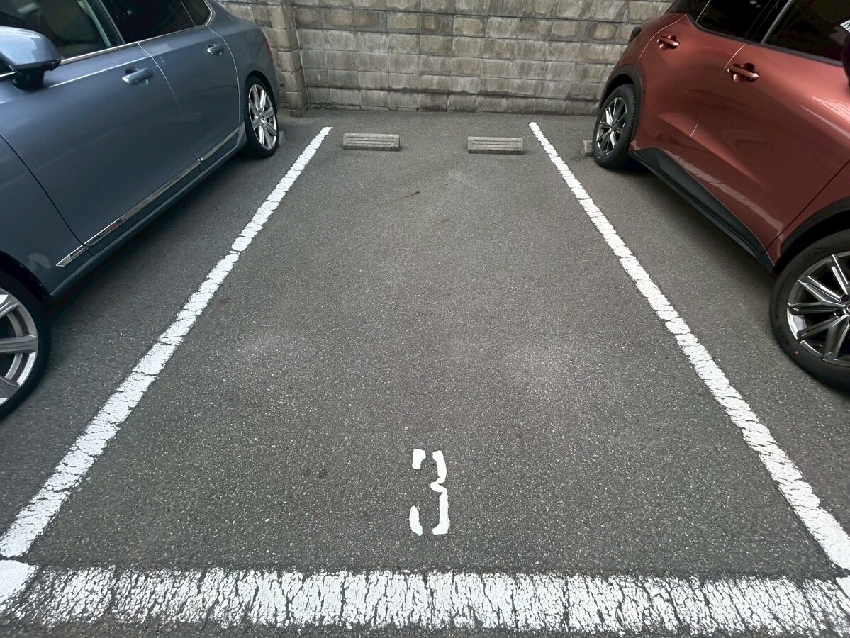 フジイコーポの物件外観写真