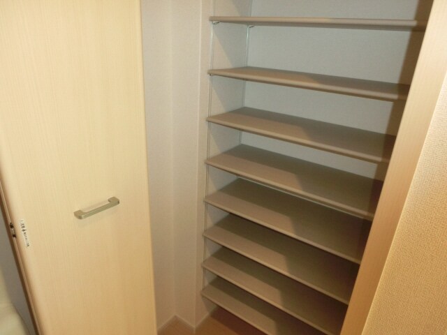 メゾンエイトの物件内観写真