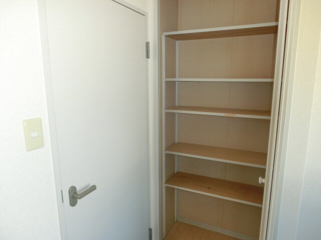 モンラヴィ青山の物件内観写真