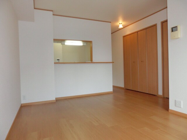 ウッドパストラルIの物件内観写真