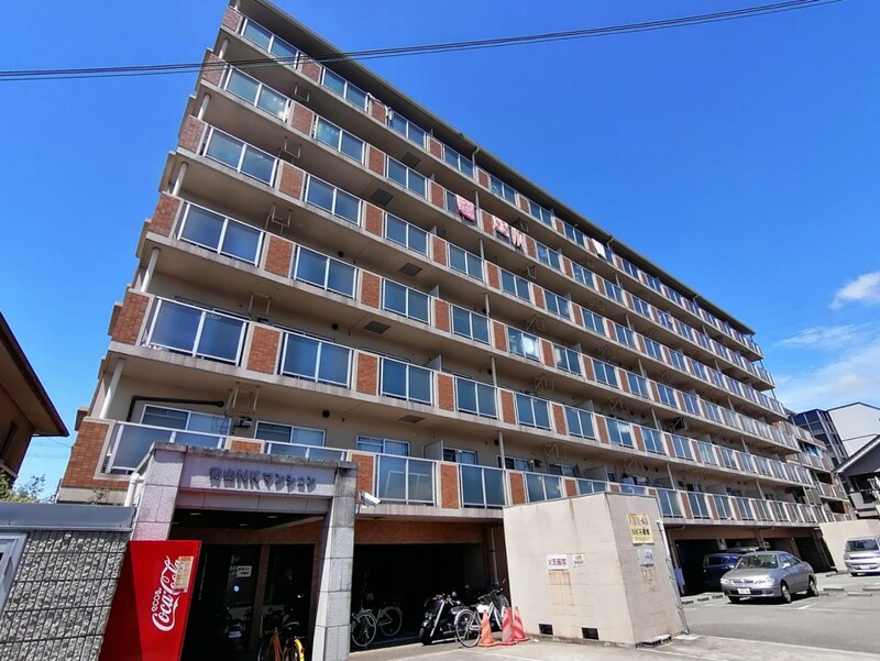 青山NKマンションの物件外観写真