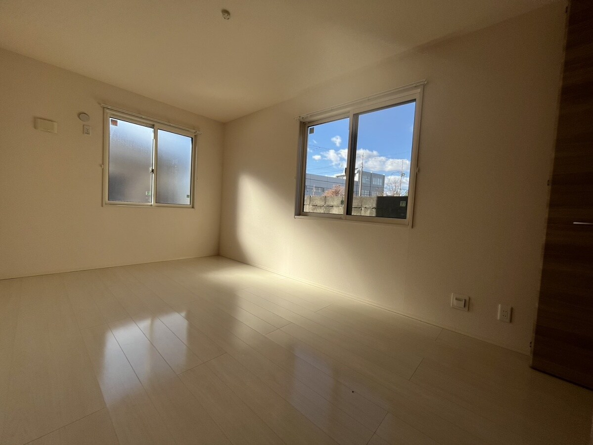 フォーリーフ・ヴィラの物件内観写真