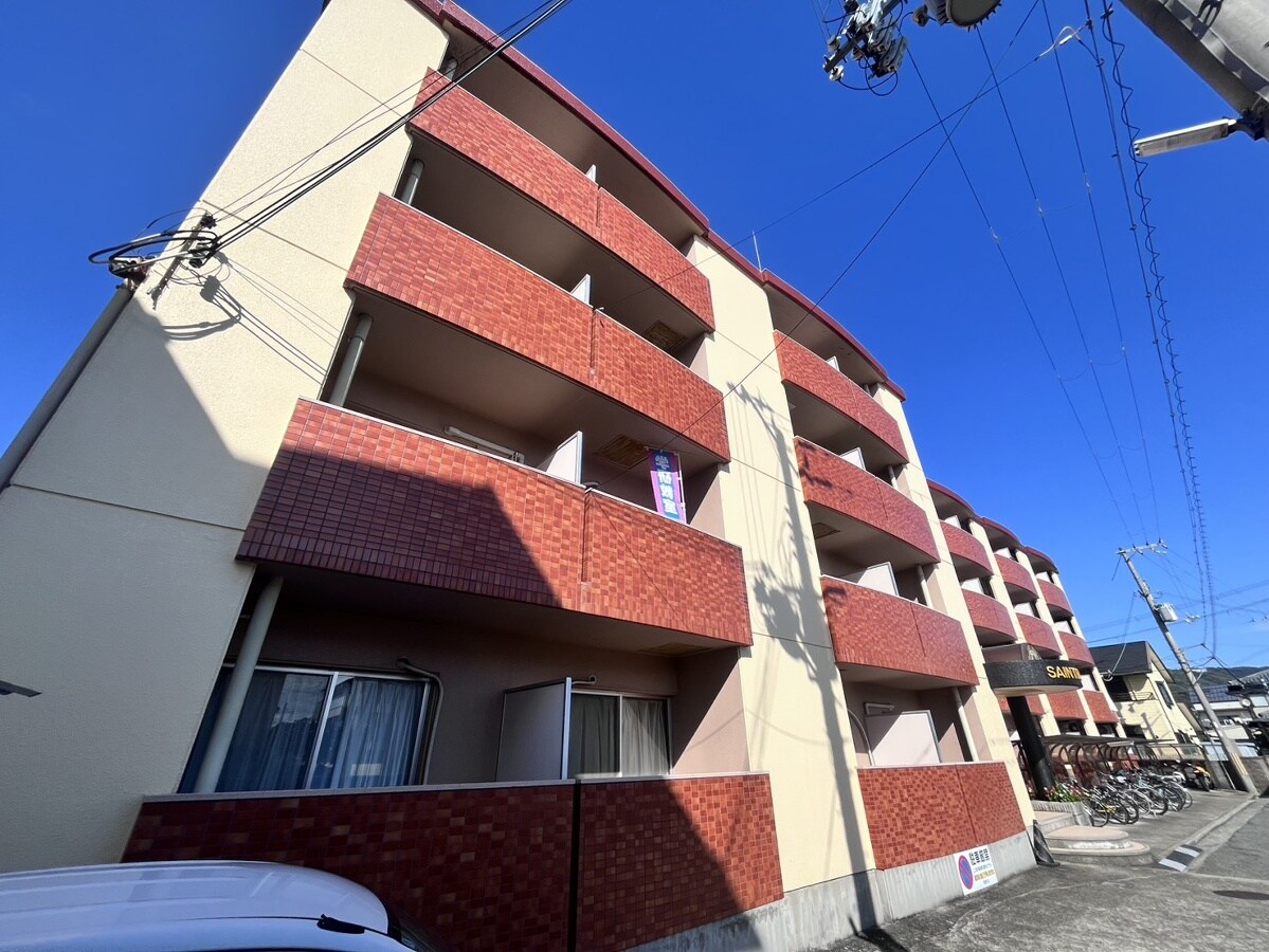 セントポーリアの物件外観写真