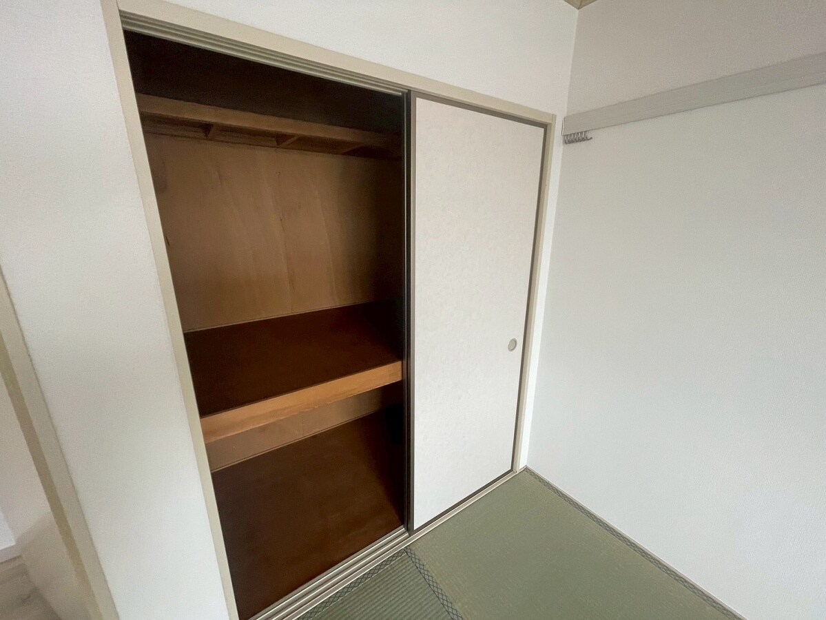 ウォームフロント岡田の物件内観写真