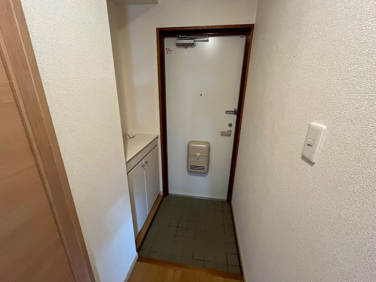 レジデンス英賀保の物件内観写真