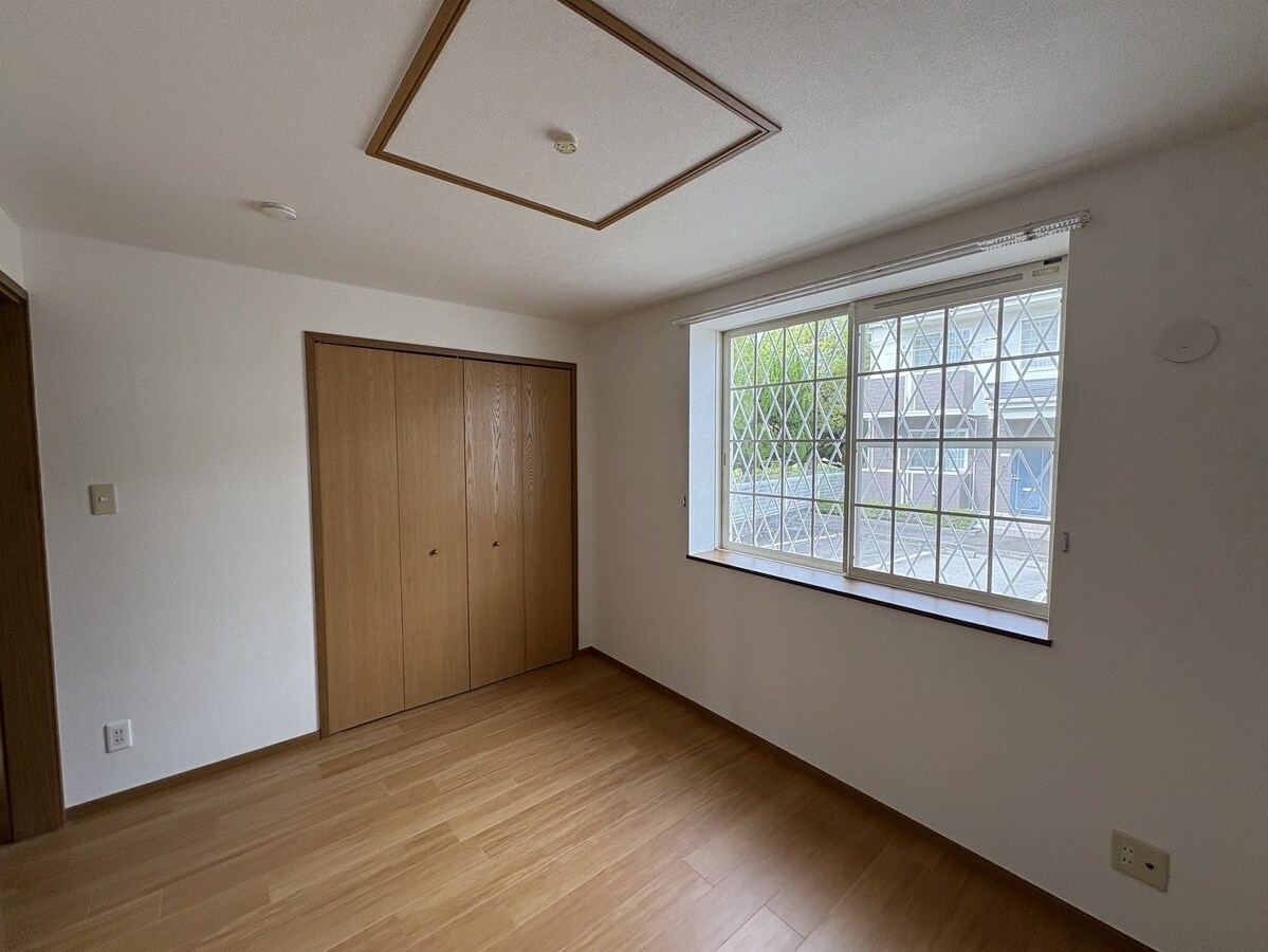 ミレニアム・カーサＡの物件内観写真