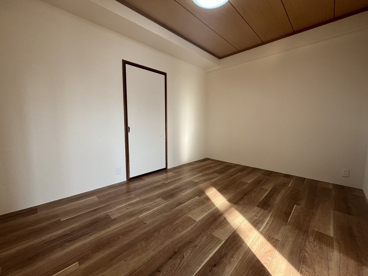 メゾンヒカリの物件内観写真