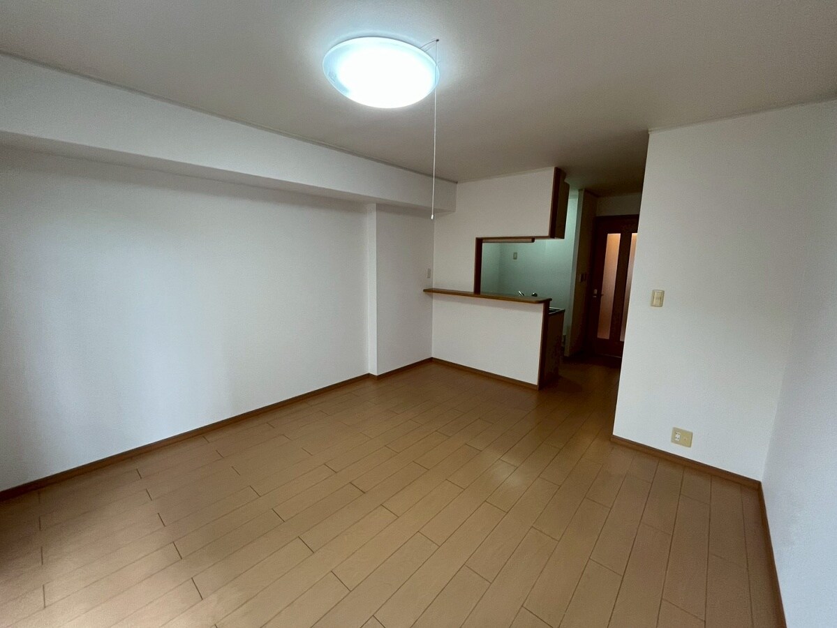 ワイズ　コンブリオの物件内観写真