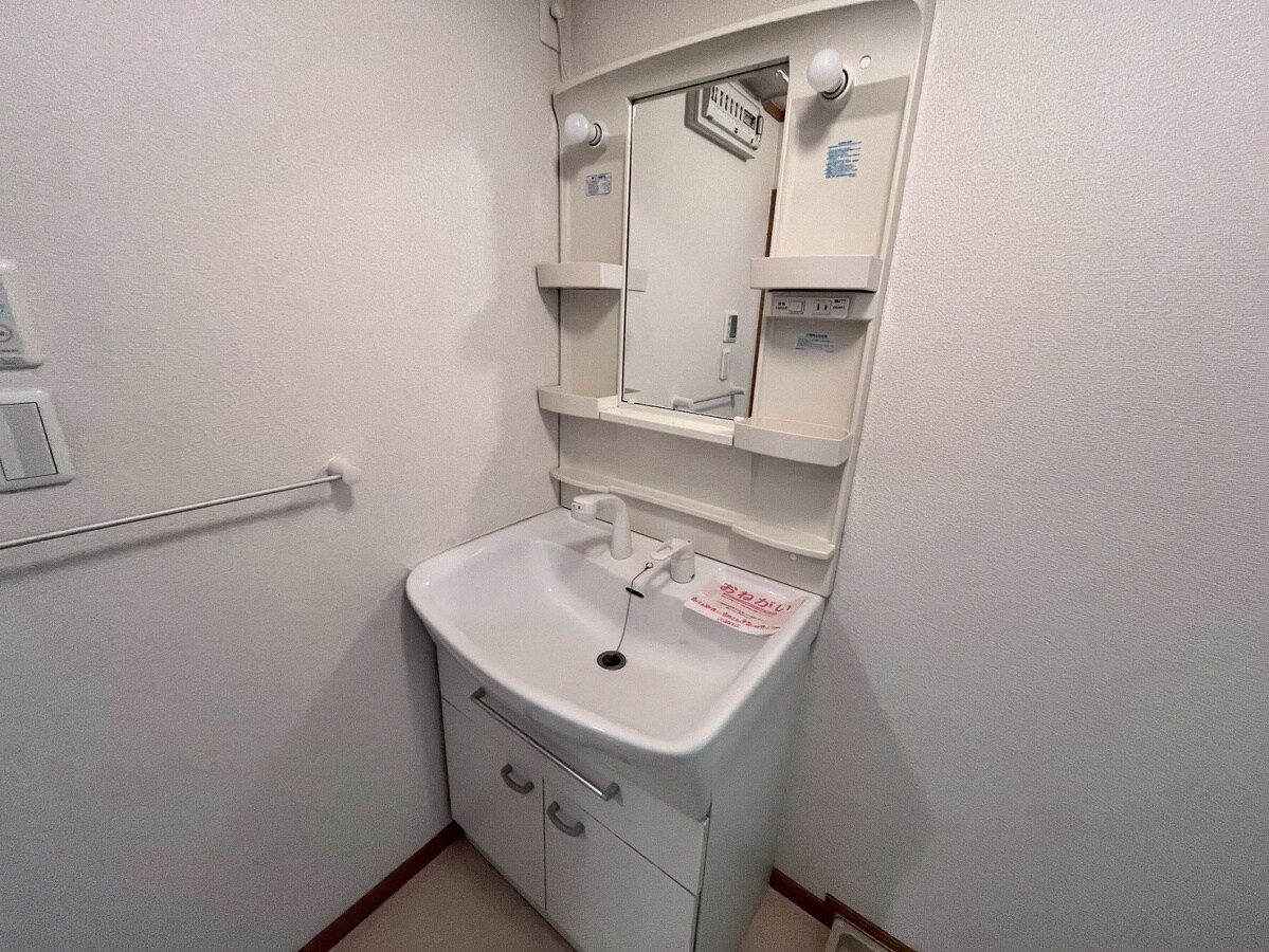 アウローラ玉手Ａの物件内観写真