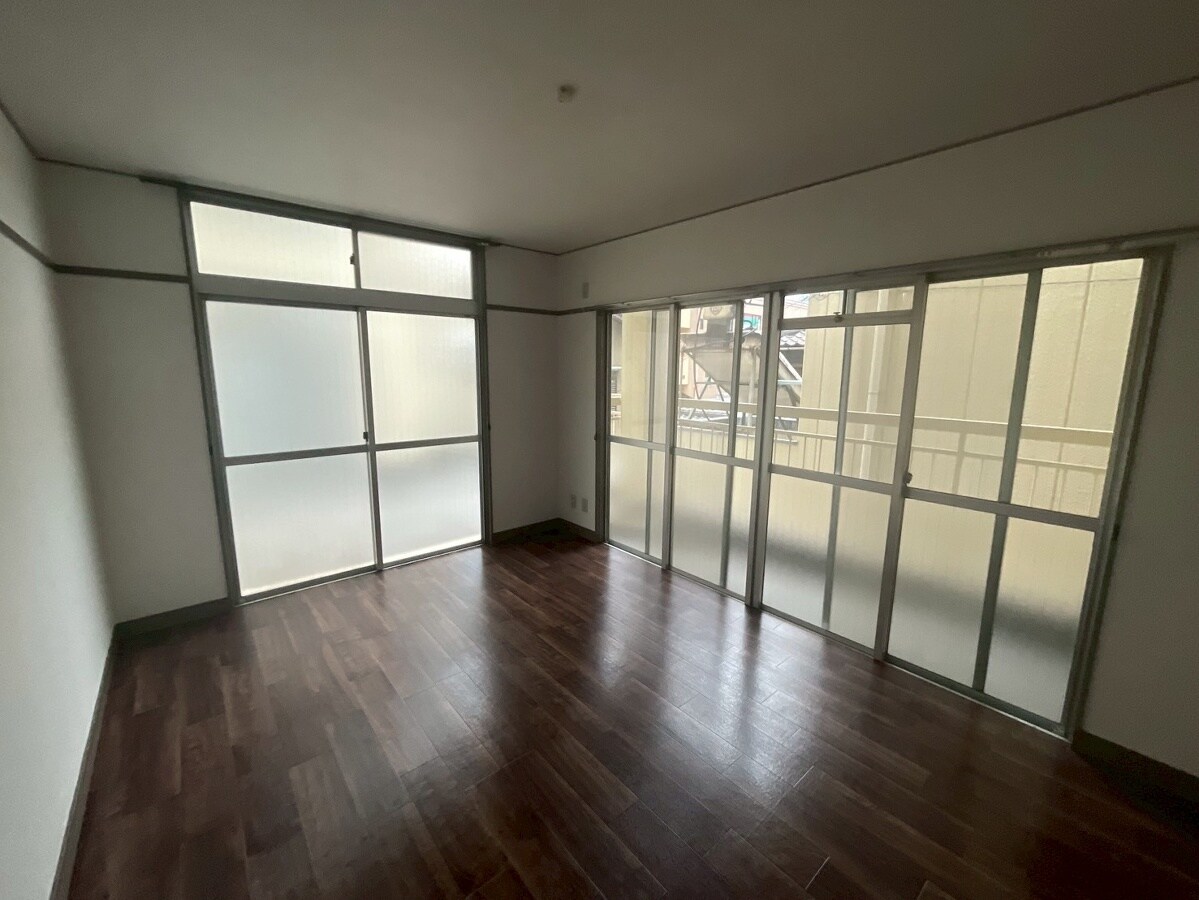 中村マンションの物件内観写真