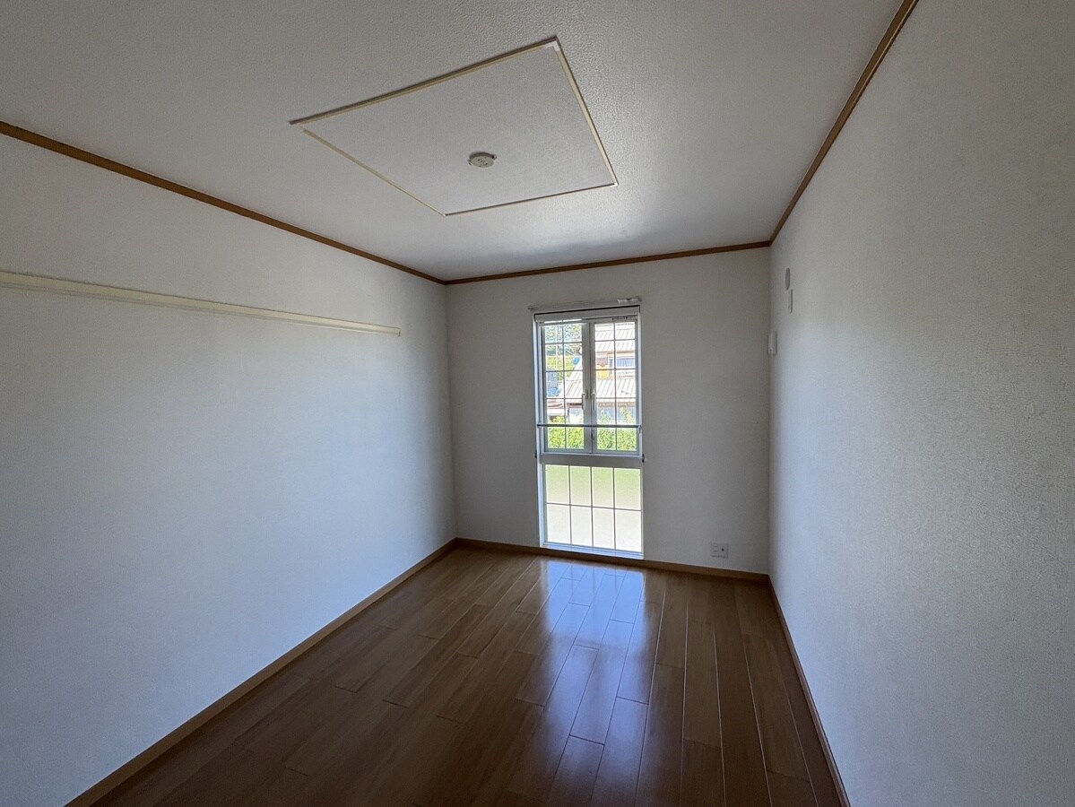 ヴィラ・ポポラーレⅠの物件内観写真