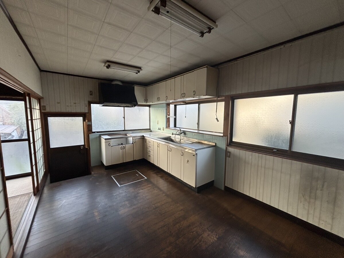 姫路市大津区戸建の物件内観写真