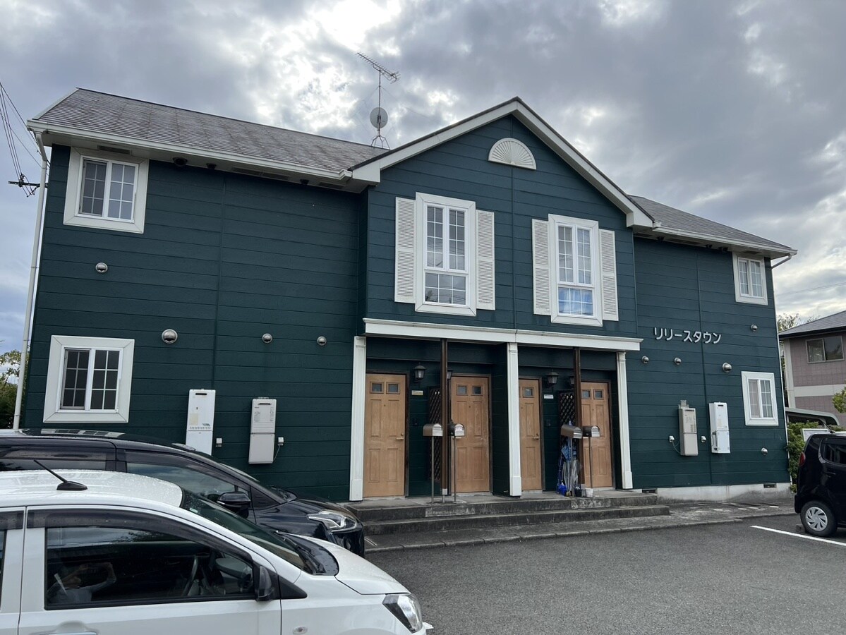 リリースタウンの物件外観写真