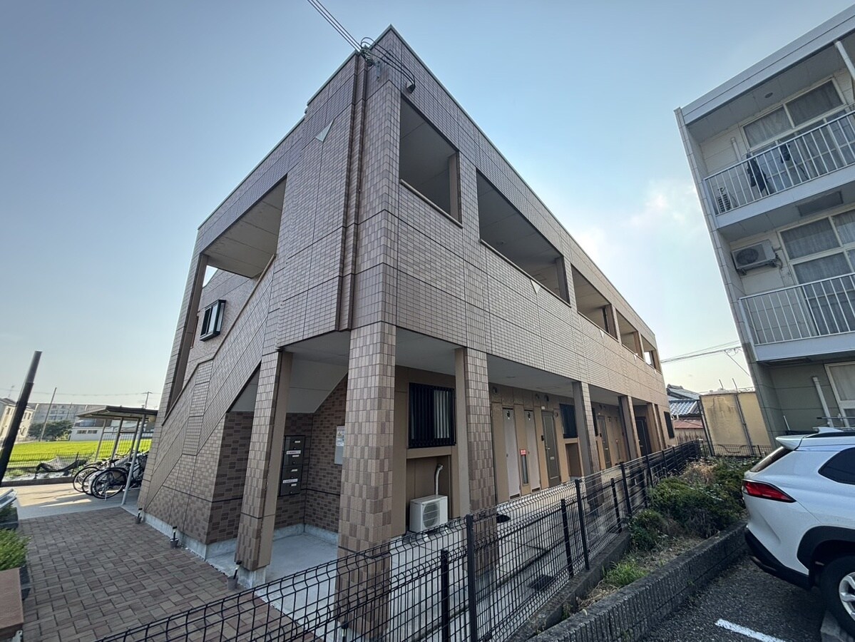 アクロポリスⅢの物件外観写真