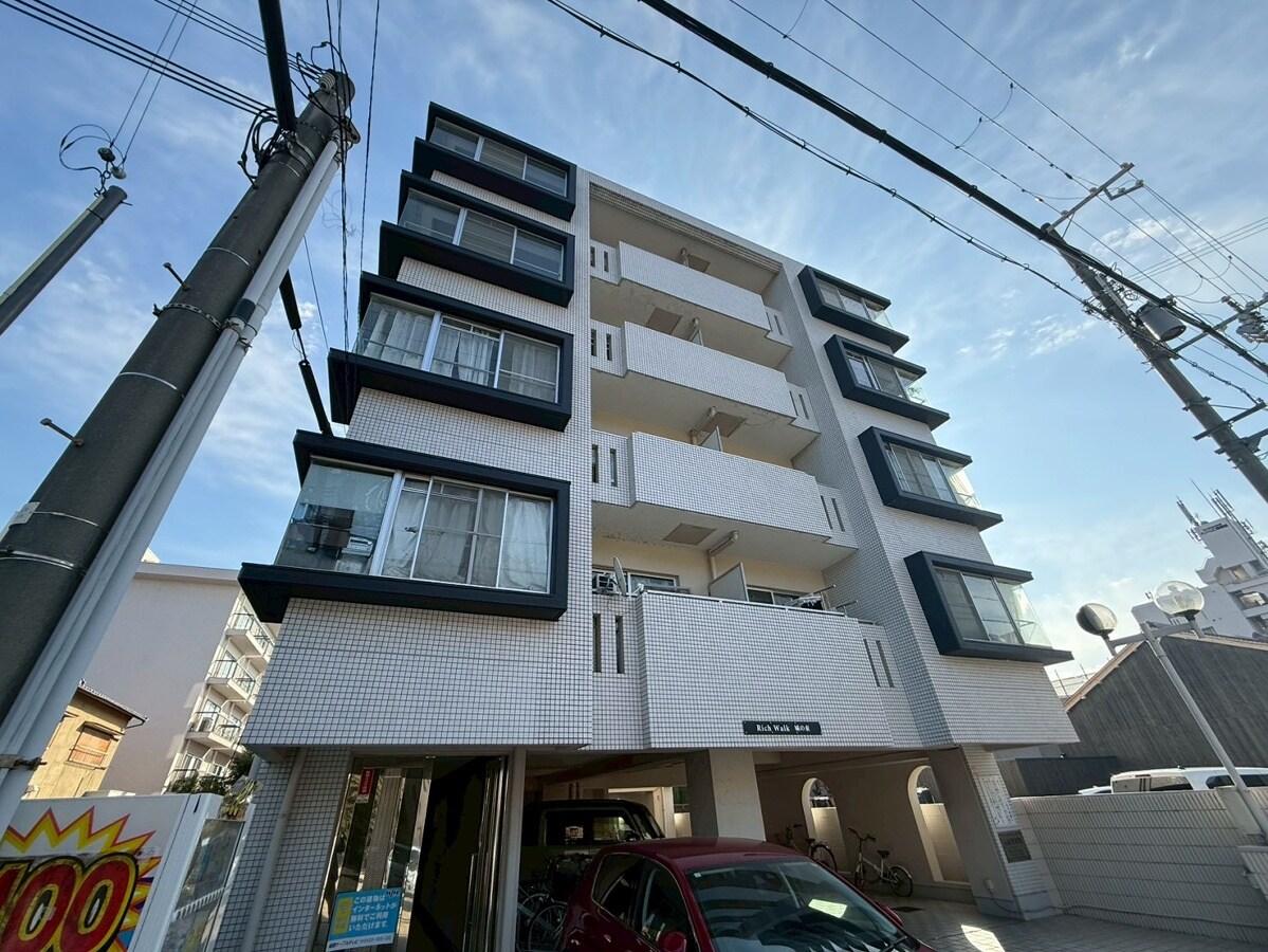 リッチウォーク城の東の物件外観写真