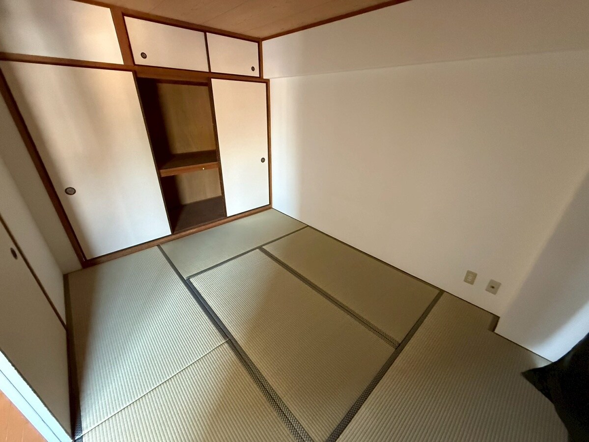 リッチウォーク城の東の物件内観写真