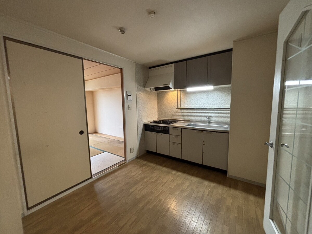 メルヴェーユ大村の物件内観写真