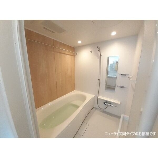 シャイニースカイの物件内観写真