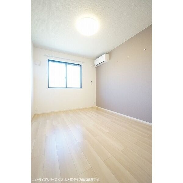 サクラ・コート阿成の物件内観写真