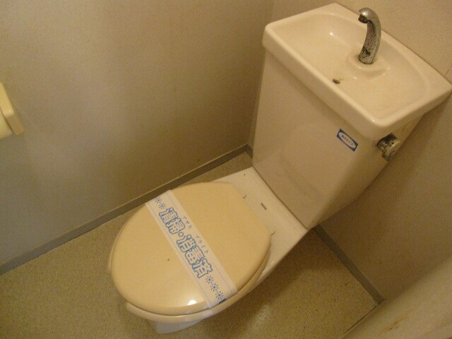 クレスト安室の物件内観写真