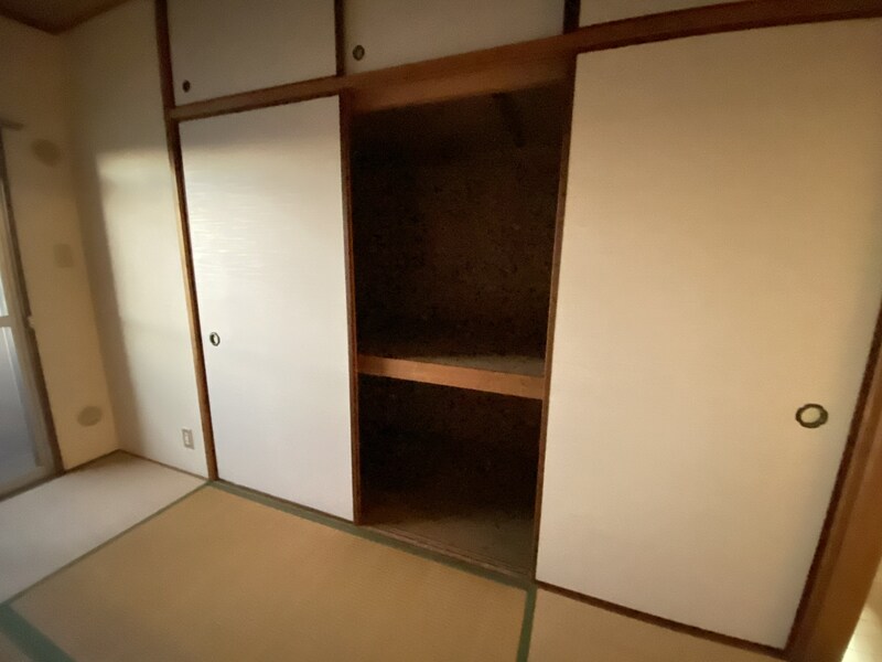 ロイヤルコーポ荒井の物件内観写真