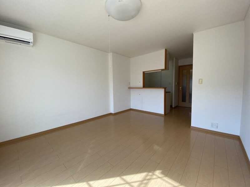 ウッドパストラルIIIの物件内観写真