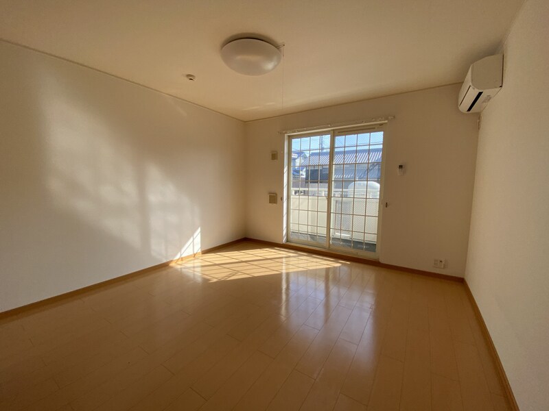 ウッドパストラルIIIの物件内観写真