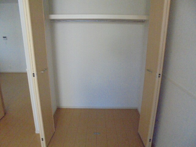 シーズンズ　コンフォートⅡの物件内観写真