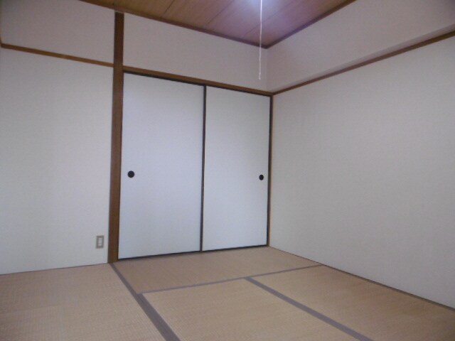 ラグレイス姫路の物件内観写真